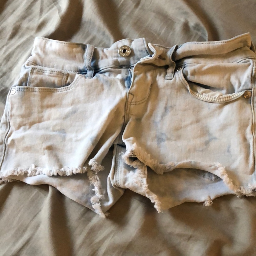 Guess shorts